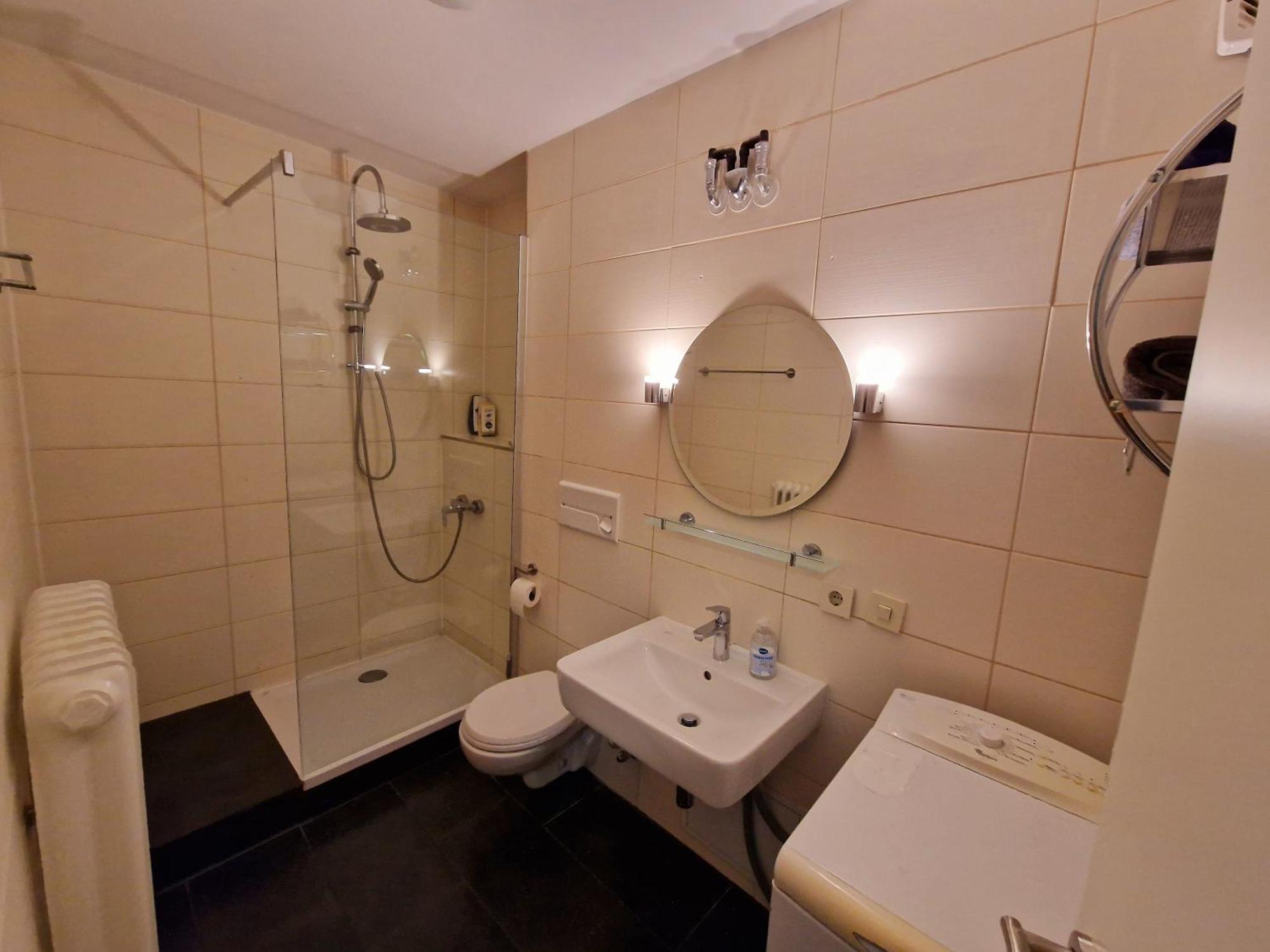 2-Zimmer Messe-Apartment Nbg-Langwasser 60Qm Nürnberg Dış mekan fotoğraf